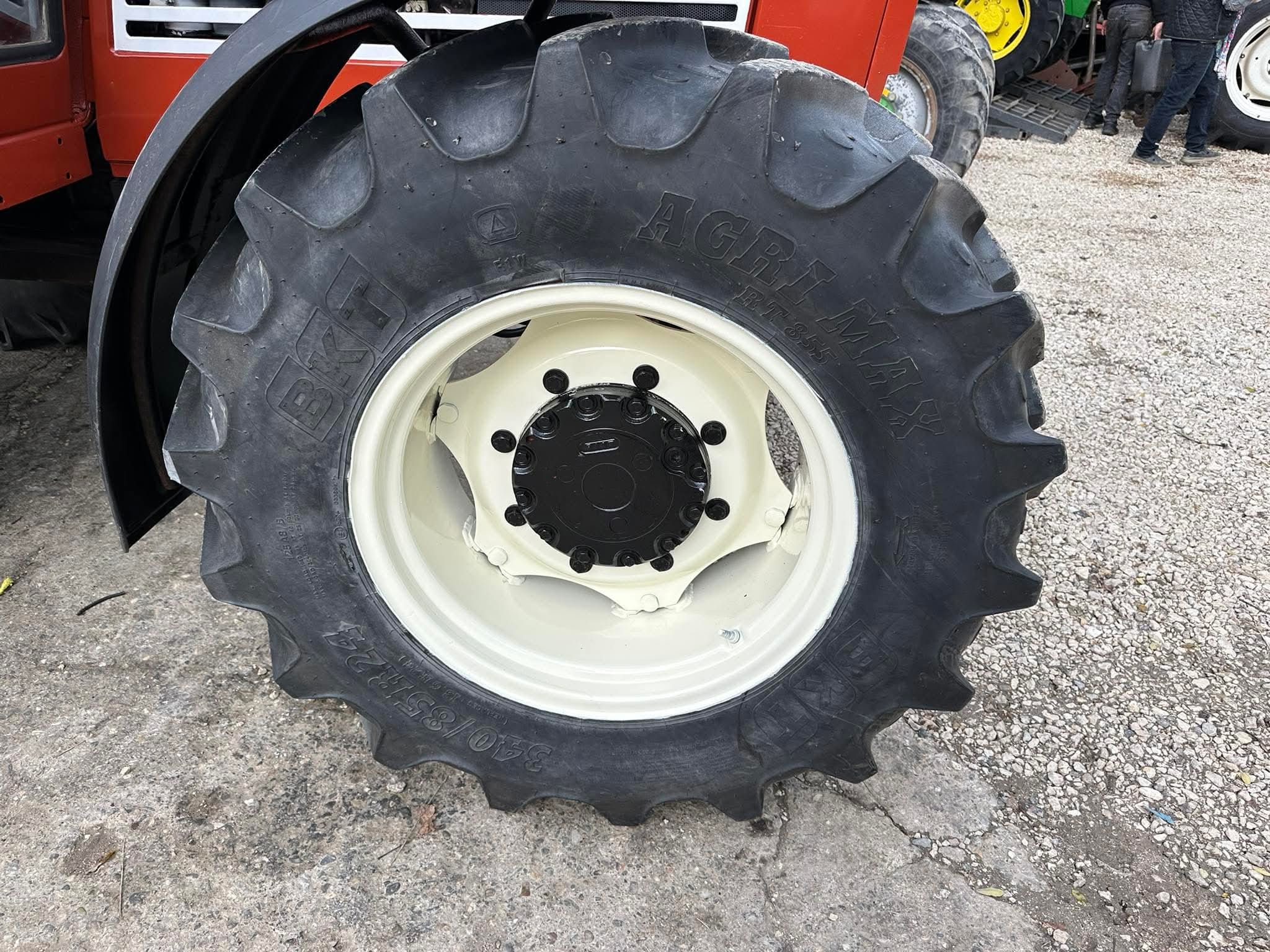 WhatsApp Image 2026-02-12 at 16.03.33 (1)